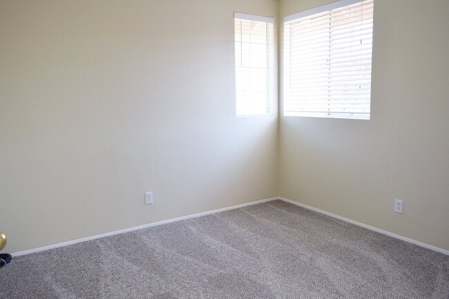 Building Photo - 4BR 3BA Home in Rancho Penasquitos - Open Floor Plan, A/C, Backyard, 2 Car Garage, Poway Valley S...