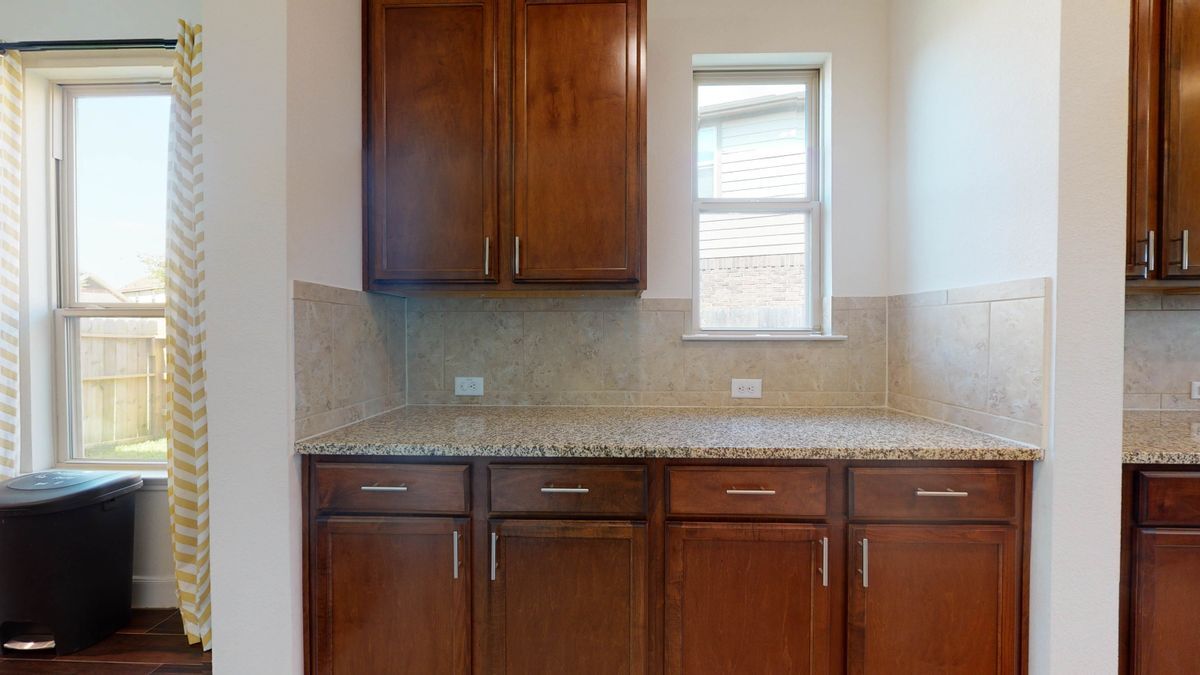 Building Photo - 1227 Posey Ridge Ln