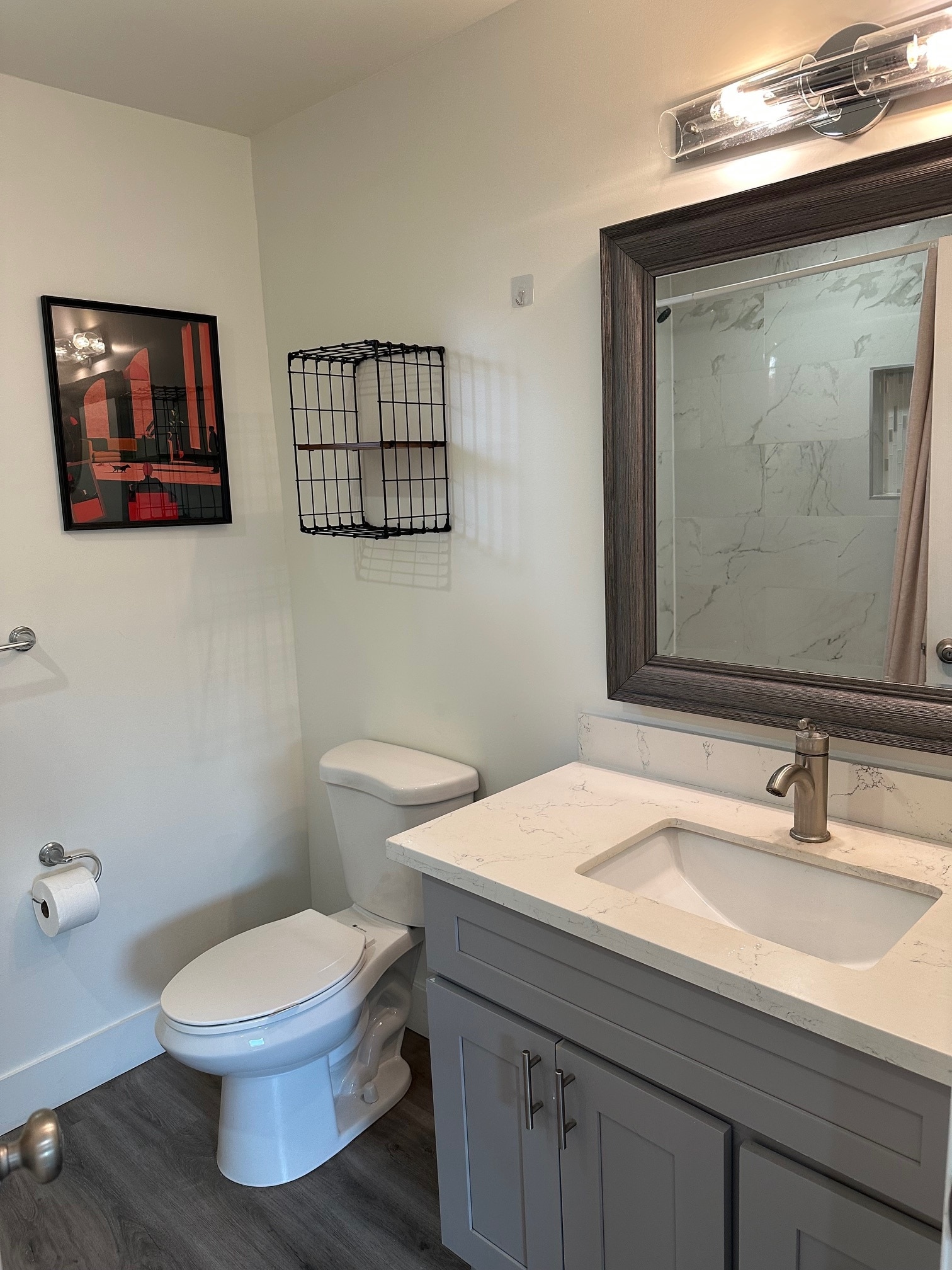 bathroom - 111 W Claremont St
