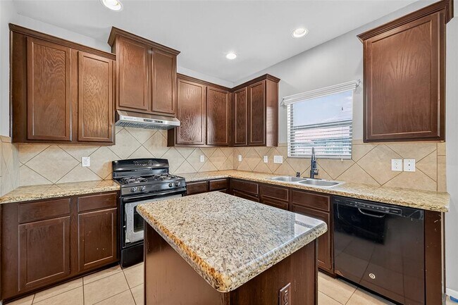 Building Photo - 2419 Grey Reef Dr