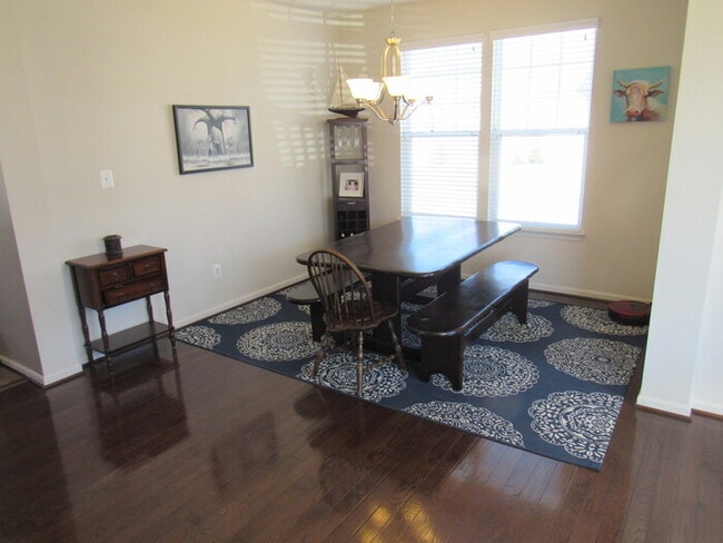 Building Photo - Pet Friendly 2 Story with Basement and 2 C...