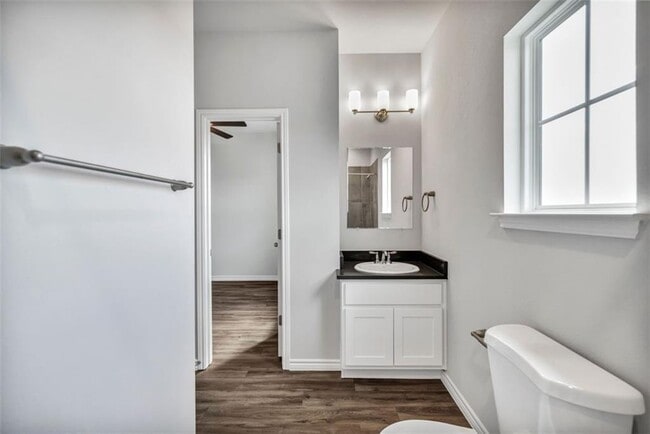 Building Photo - 207 Peruna Dr