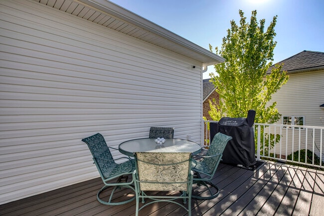 Building Photo - 134 Daleyuhski Way