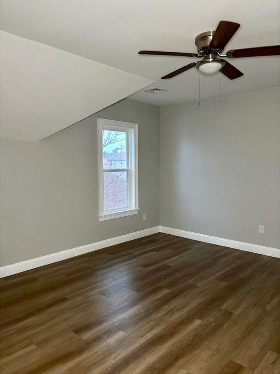 Building Photo - 325 Snell St