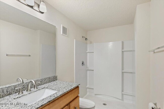 Building Photo - 218 Larkin Pl