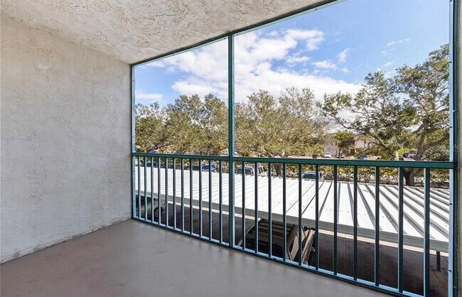 Building Photo - 7294 Cloister Dr