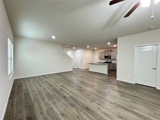 Building Photo - 2901 Bald Eagle Blvd