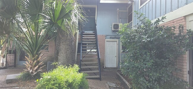 Building Photo - 4005 Irvington Blvd