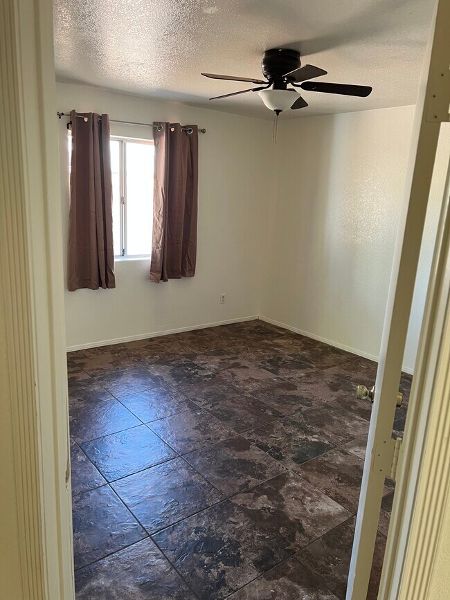 Building Photo - 4058 E Decatur St