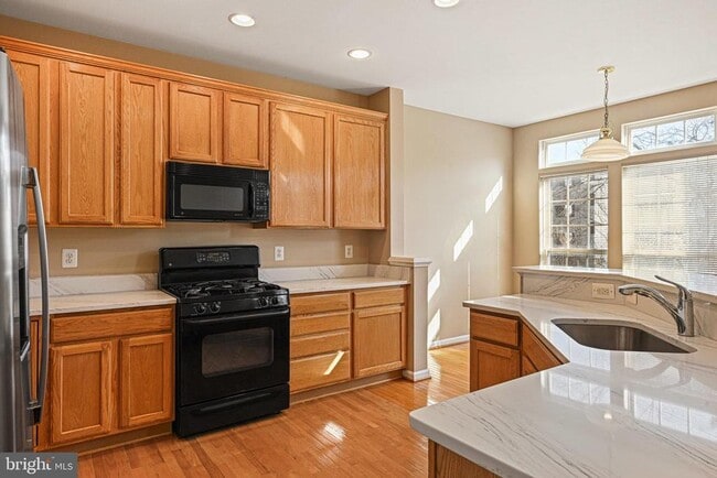 Building Photo - 22047 Chelsy Paige Square