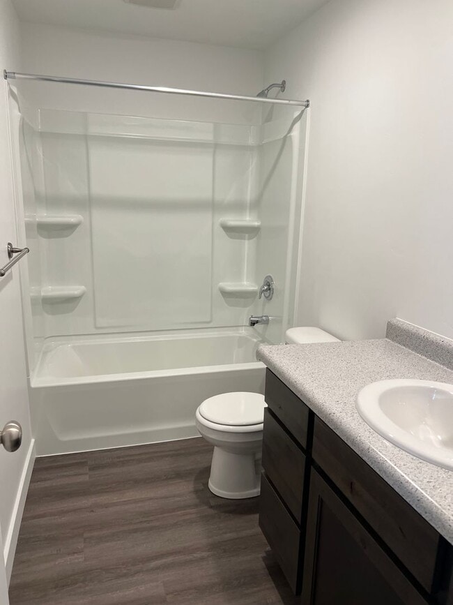 Building Photo - TOWNHOUSE IN TAYLORSVILLE