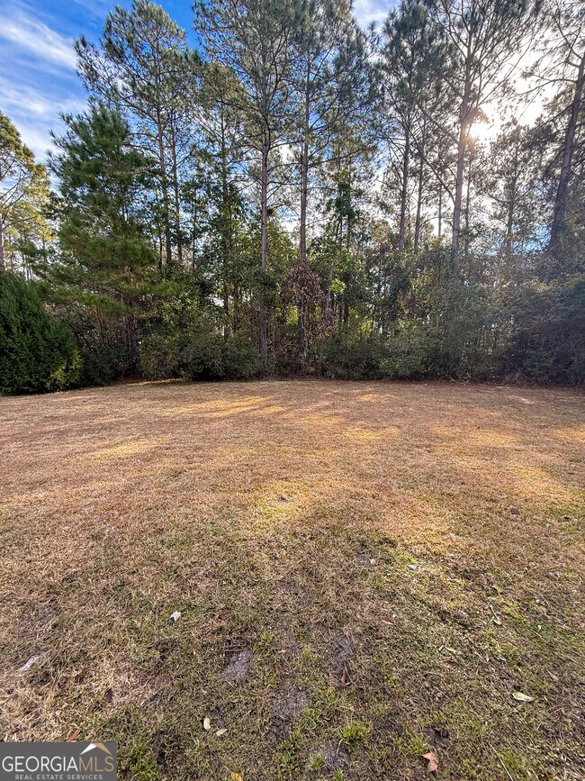 Building Photo - 102 Lexington Ln