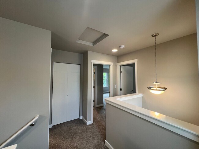 Building Photo - 514 Fielding Ct