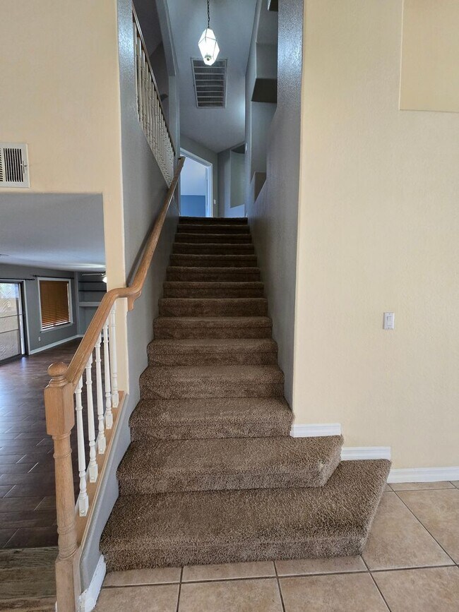 Building Photo - Don’t wait for summer, your pool home is ready now!!! 4 Bedroom, NW Las Vegas