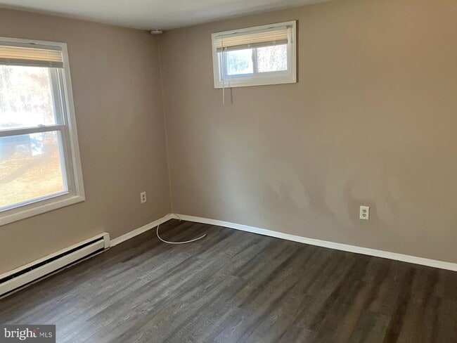 Building Photo - 703 Brynwood Bogs Dr