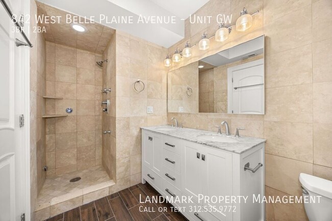 Building Photo - 842 W Belle Plaine Ave