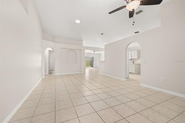 Building Photo - 624 Blake Ave