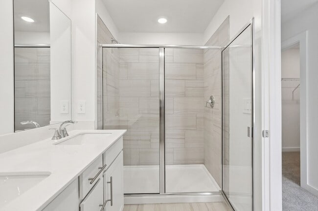 Building Photo - 7148 Cedarcrest Ct