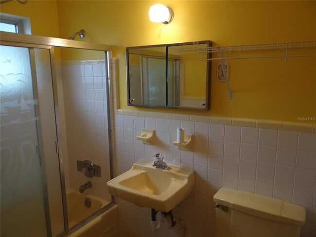 Building Photo - 21946 Cellini Ave