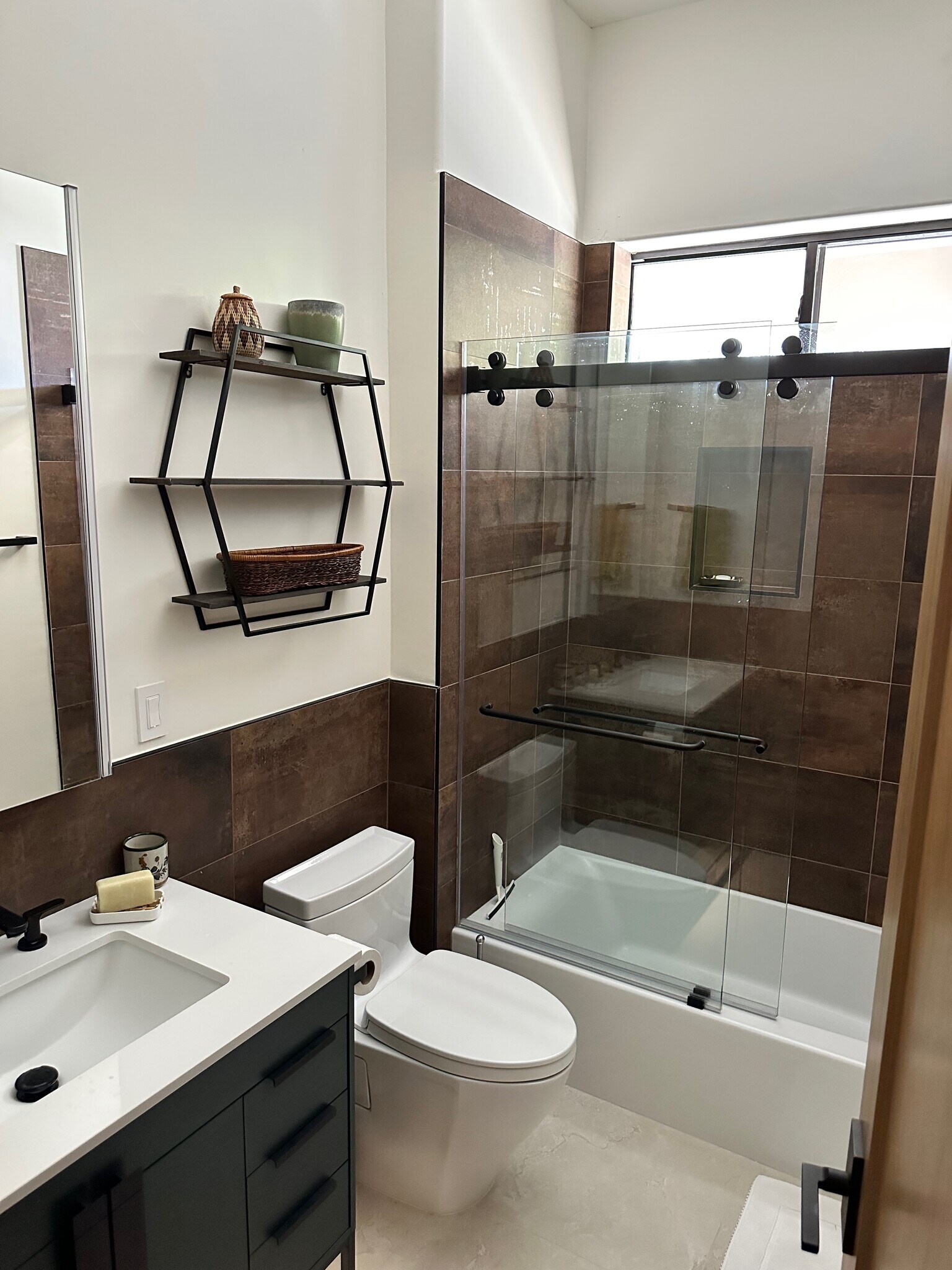 Building Photo - 2800 Cholla Pl