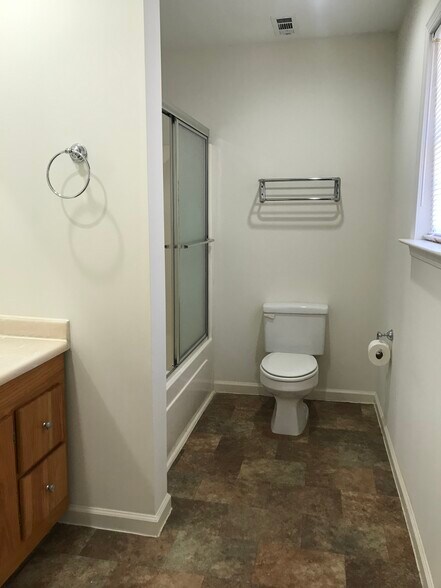 Master Bathroom - 1619 Cedar Rock Church Rd