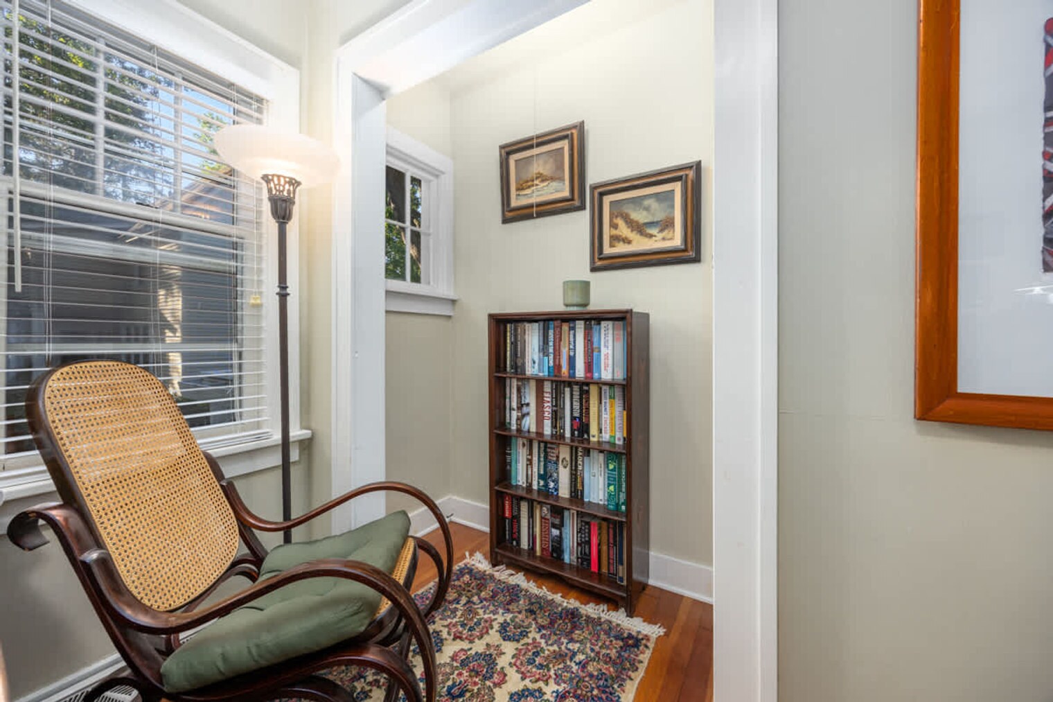 Building Photo - 630 Pleasant St