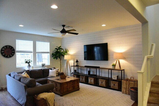 Building Photo - 507 Moonlight Dr