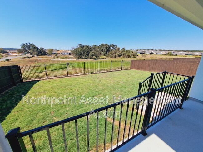 Building Photo - 2544 Four Waters Lp