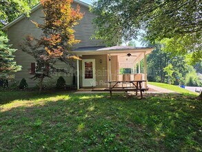 Building Photo - 1 Rocking Porch Rd