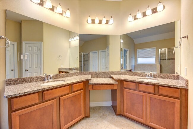 Building Photo - 5530 Mangrove Creek Ln