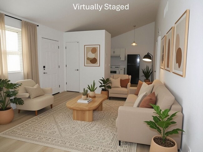 Building Photo - 2512 E Eastland St