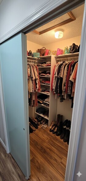 Building Photo - 152 Fenimore Ln