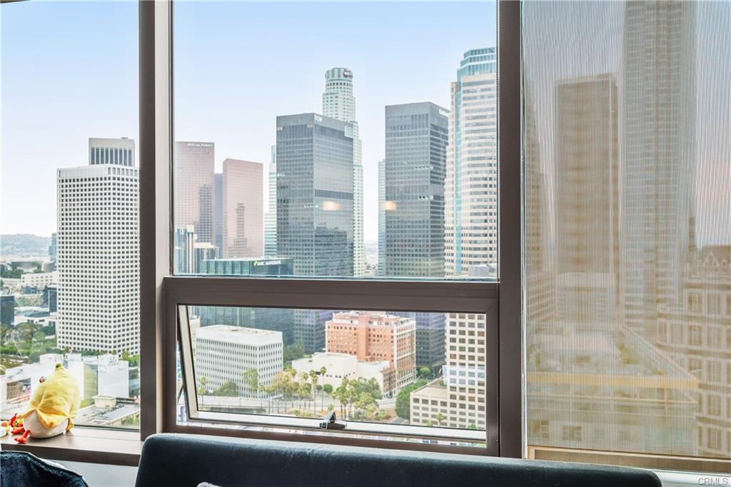 Building Photo - 1100 Wilshire Blvd