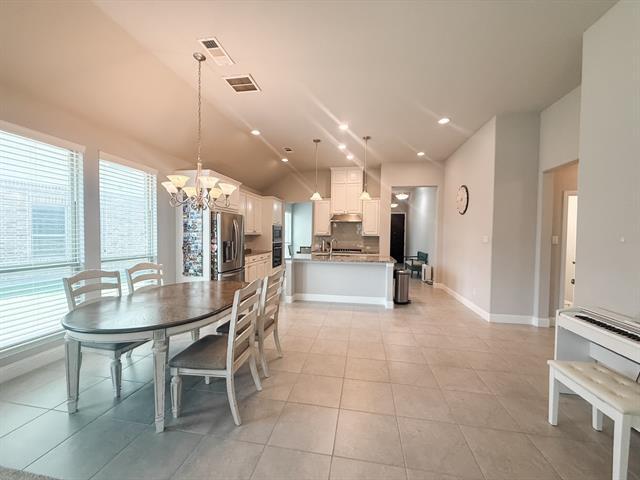 Building Photo - 4245 Brookstone Dr
