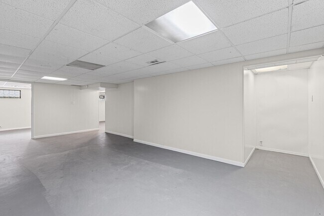 Building Photo - Newly Renovated 3BR + Finished Basement