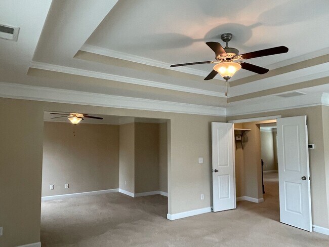 Building Photo - Large, Beautiful Home in Berkeley Hills Estate
