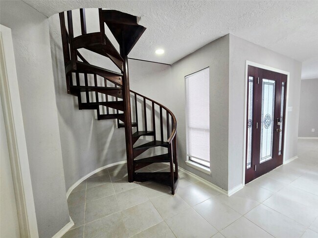 Building Photo - 3623 Shipman Ln