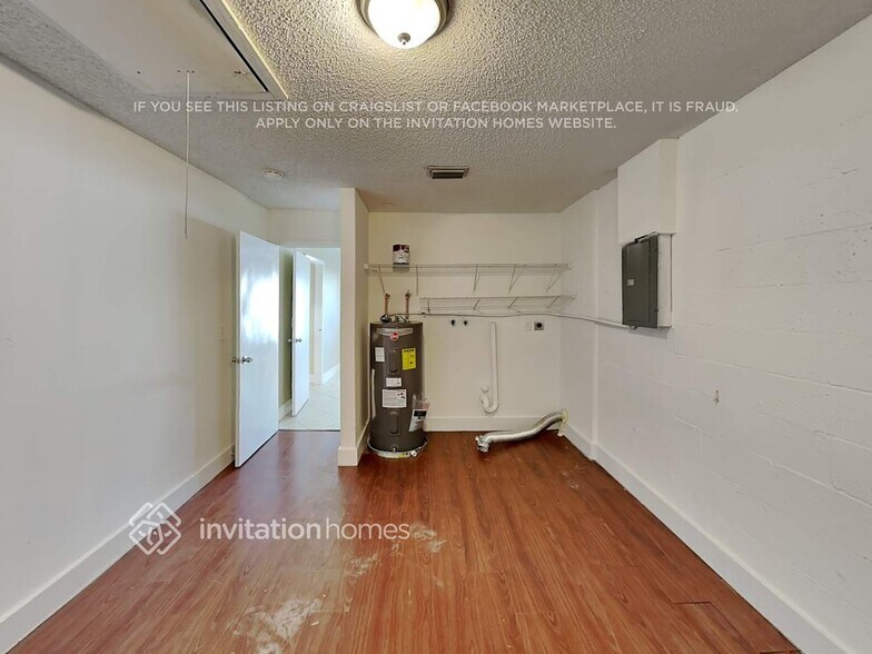Building Photo - 5900 Ellis Hollow Rd W