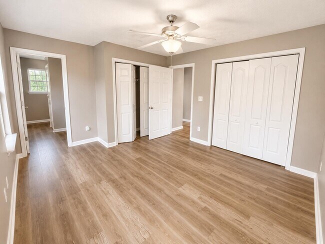 Building Photo - 1109 W Slaton Ave