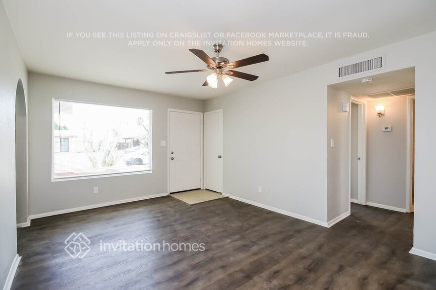 Building Photo - 2710 W Minton Dr