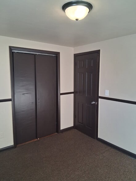 Building Photo - 5733 W Birch Ave