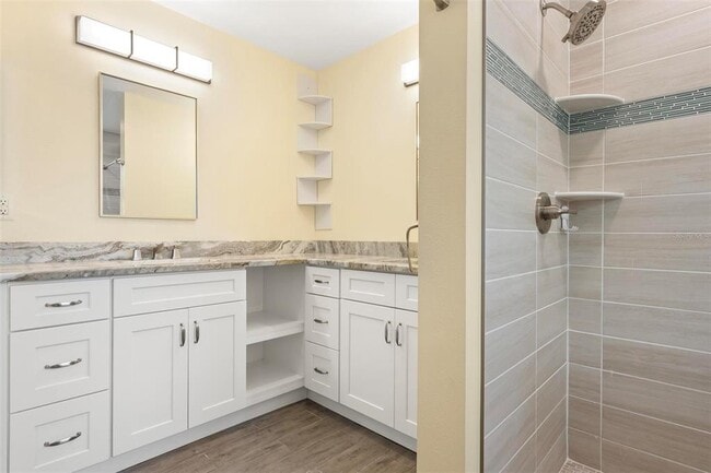 Building Photo - 1804 Oak View Dr