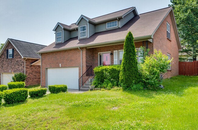 Building Photo - Great 3 bed 2 bath Home in Bellevue!