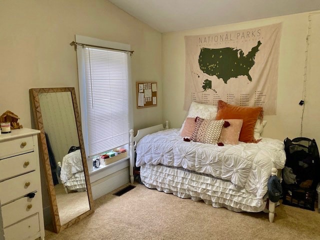 Building Photo - 160 Lyndon Ave