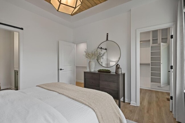 Building Photo - 121 Chestnut Cir