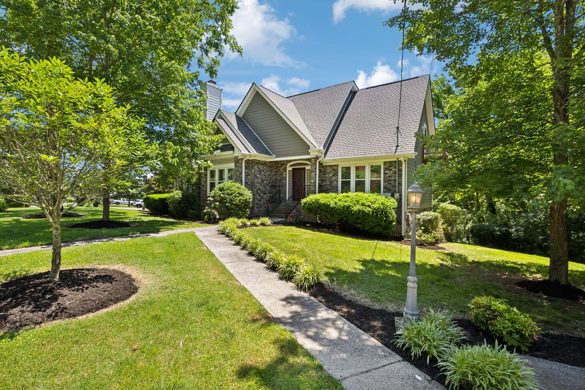 Building Photo - 316 McCoin Dr