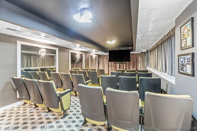 Building Photo - 4740 S Ocean Blvd