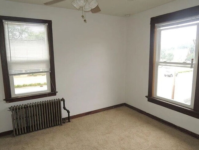 Building Photo - 1975 E Washington Ave