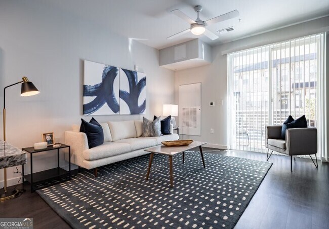 Building Photo - 750 Avondale Creek Dr.