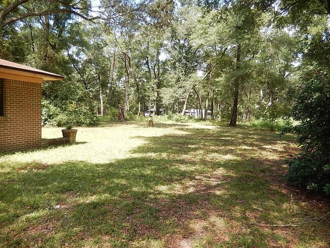 Building Photo - 171 Bear Creek Rd